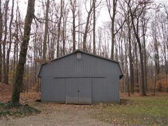 2nd image of 17380 Creighton Dr
