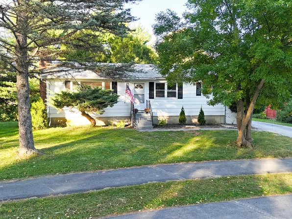 209 Yale Street, Bangor, ME 04401