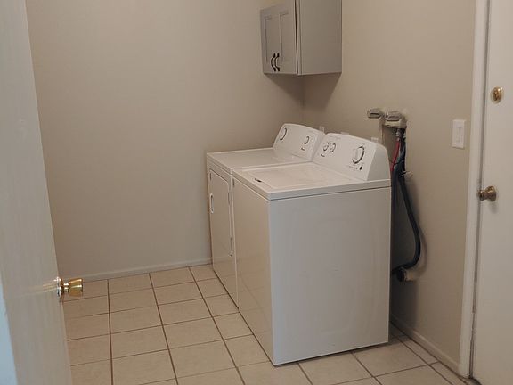 4th image of 881 E Peppergrass Ln