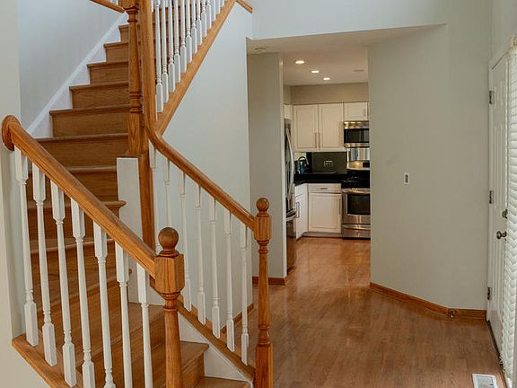 3rd image of 5367 Sequoia Ct