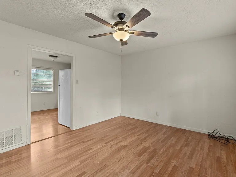 100 Apache Hills Dr #B — Photo 6