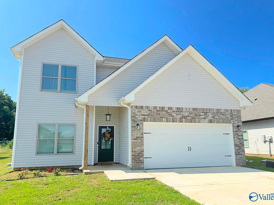 1st image of 200 Cotton Bayou Dr