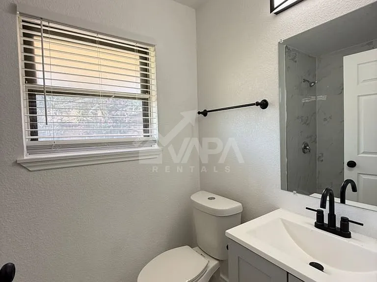 4907 Stoneleigh Dr — Photo 13