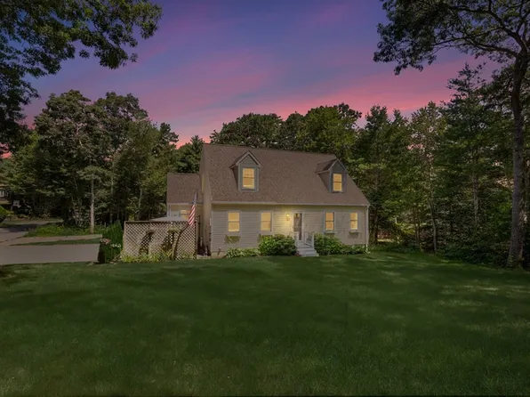 33 Pimlico Pond Rd, Forestdale, MA 02644