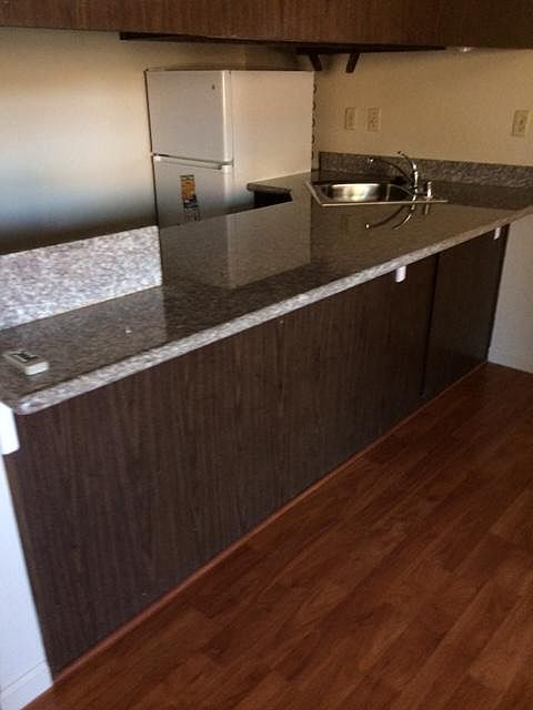 2nd image of 2141 Fremont St APT 10