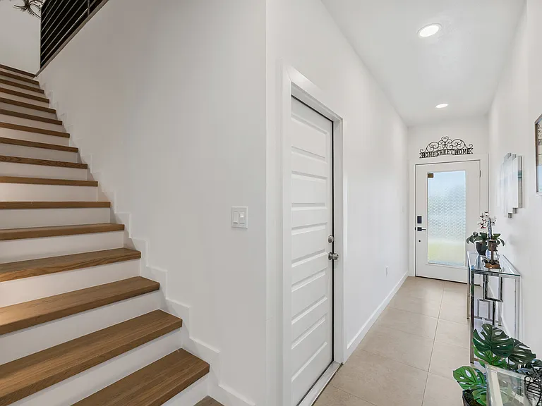 Warbler Ave — Photo 12