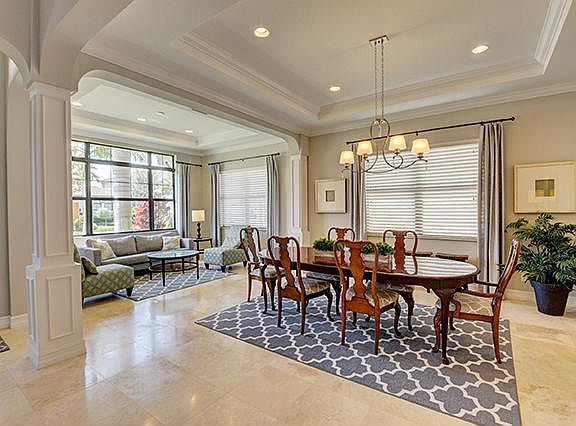 Home For Sale In The Oaks