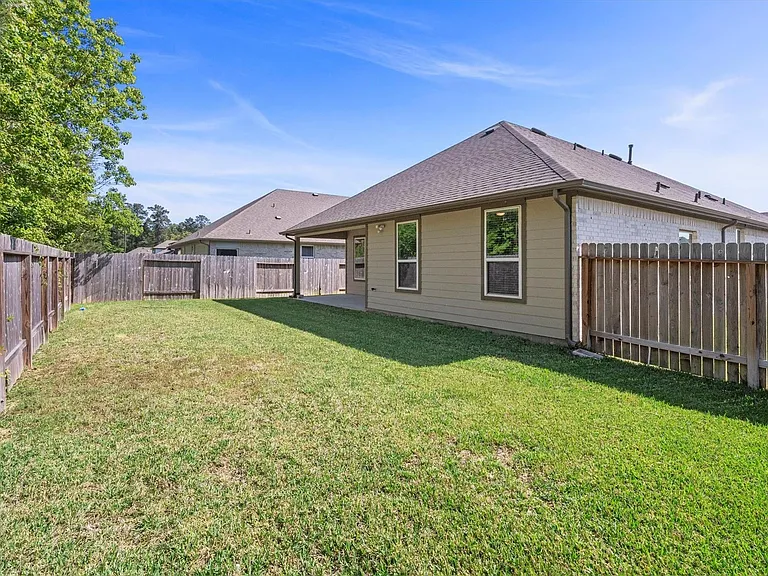 14334 Winema View Ln — Photo 37