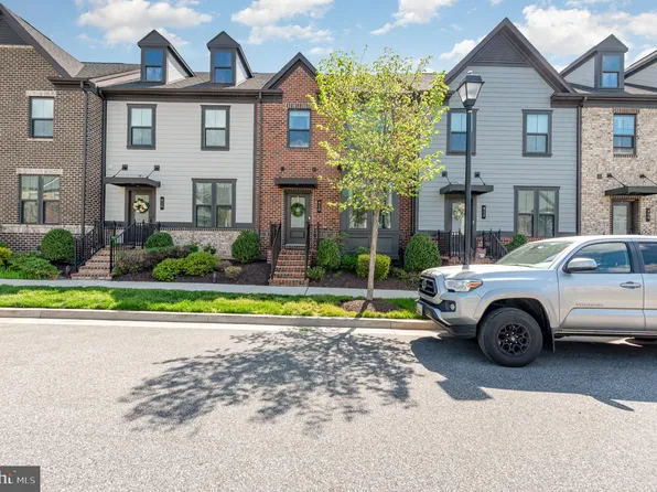 413 Redbridge St, Middle River, MD 21220