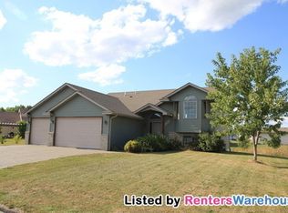 17590 306th St, Shafer, MN 55074
