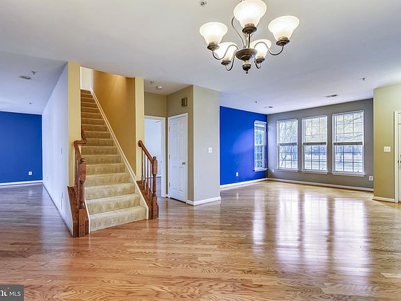 3rd image of 20238 Portsmouth Blvd