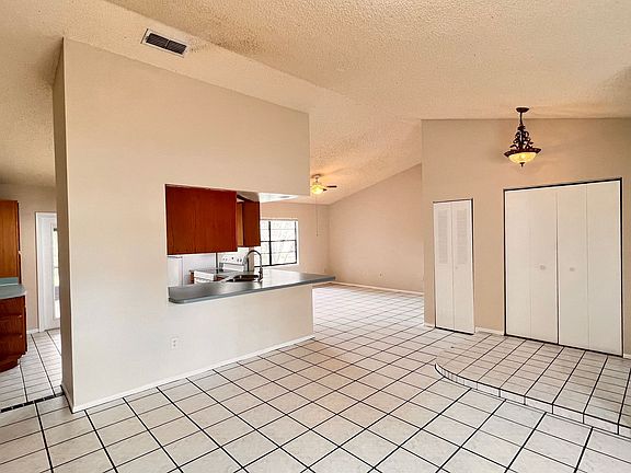 5th image of 3257 Dudley Dr