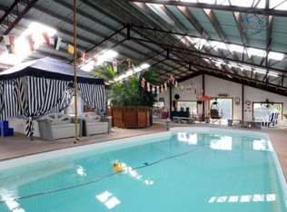 18140 Helotes Springs Rd, Helotes, TX 78023