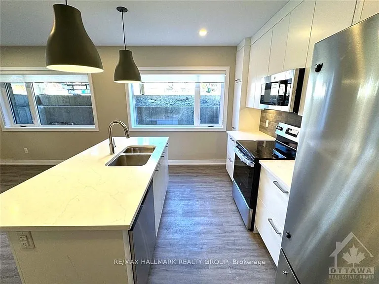 320 Mona Ave #B — Photo 11