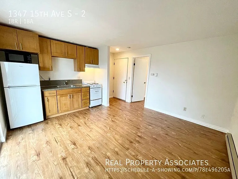 1347 15th Ave S #2 — Photo 10