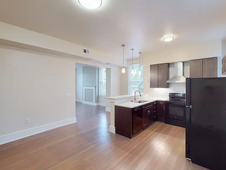 101 Peete St #4 — Photo 22