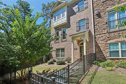 2061 Morrison Ave Photo 1