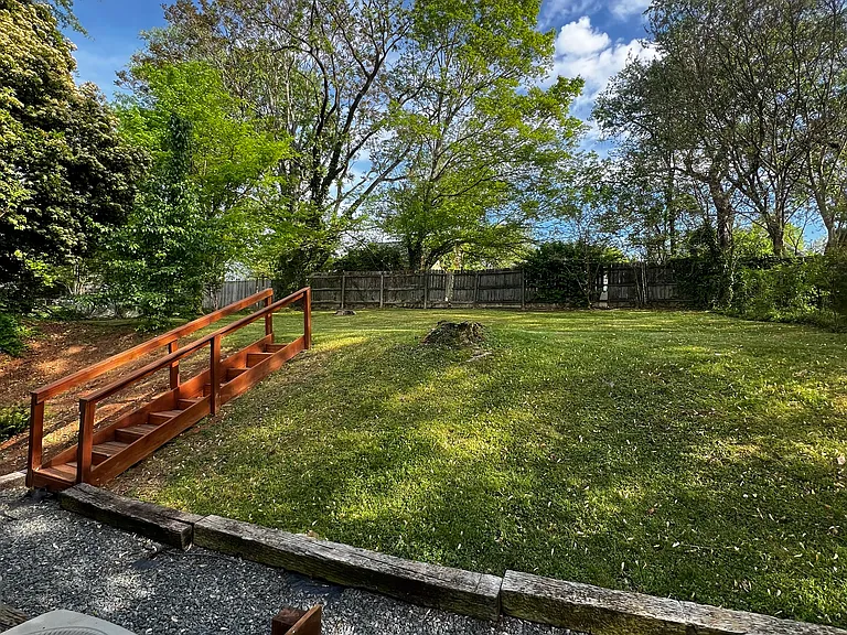 1018 Wachovia St #1018 — Photo 11