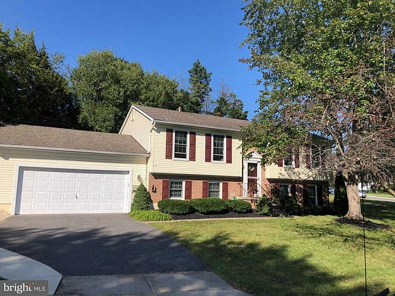 3rd image of 19950 Wild Cherry Ln