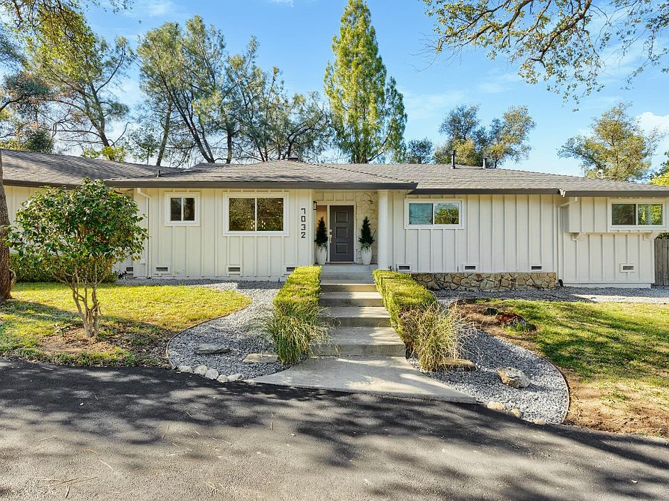 1st image of 7032 W Ln