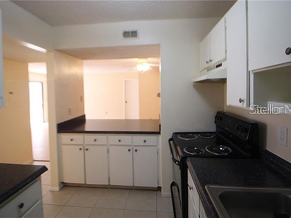 5th image of 6013 Laketree Ln APT G