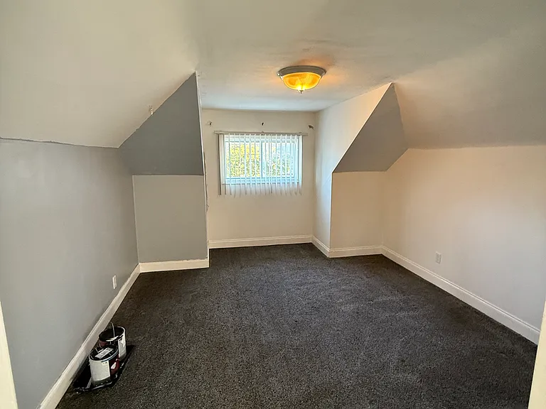 51 Laverack Ave #U — Photo 11