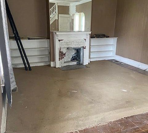 2nd image of 252 Boyleston Ave