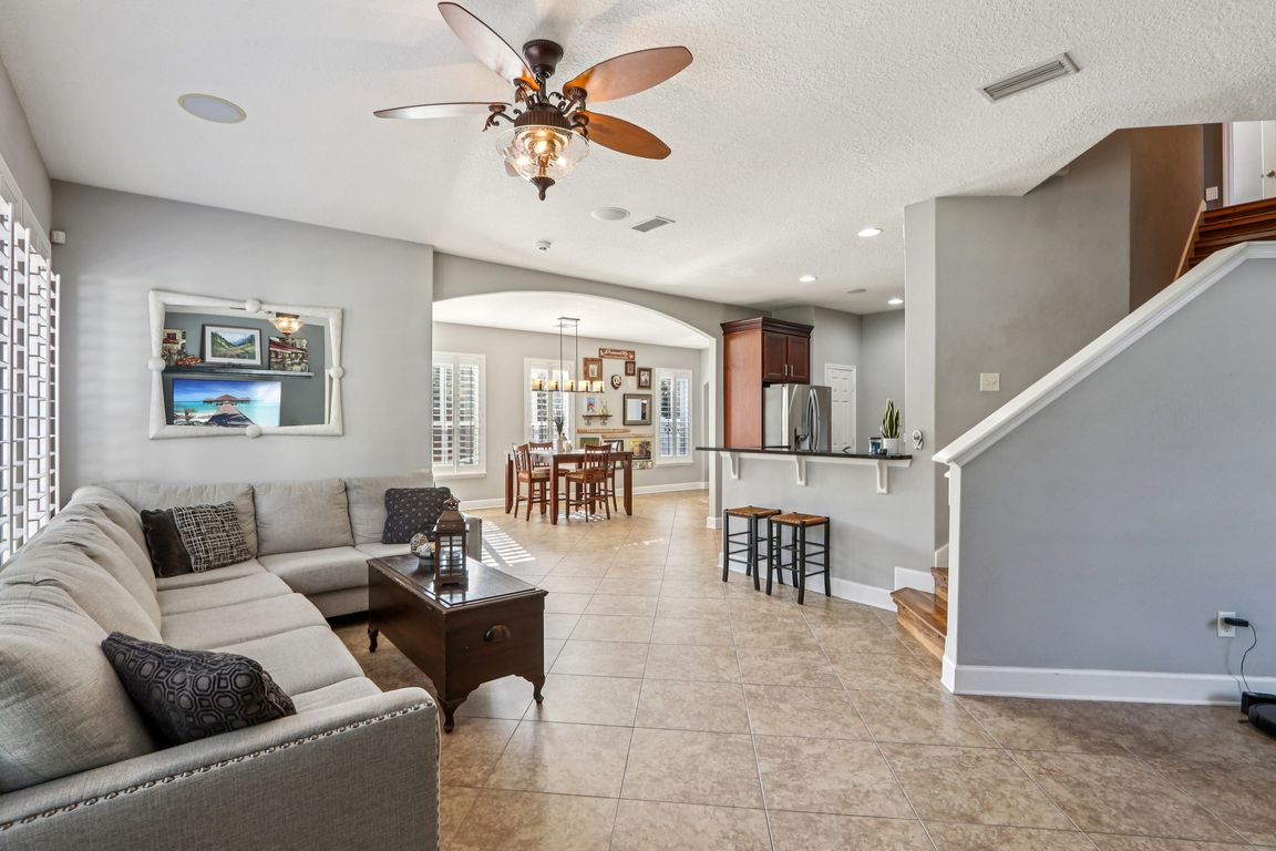 next background image