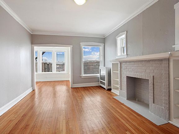 2nd image of 3215 W Potomac Ave APT 3