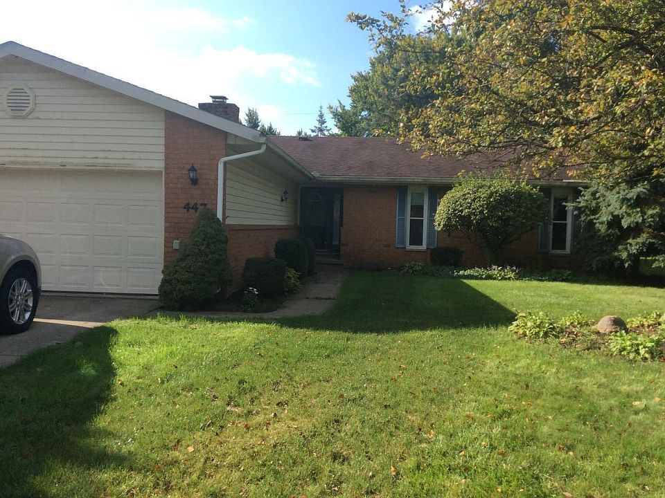 1st image of 447 E Robinwood St