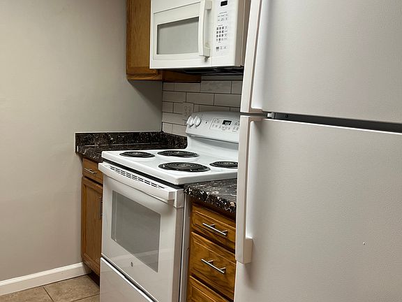4th image of 3935 Wilma Ct APT 102