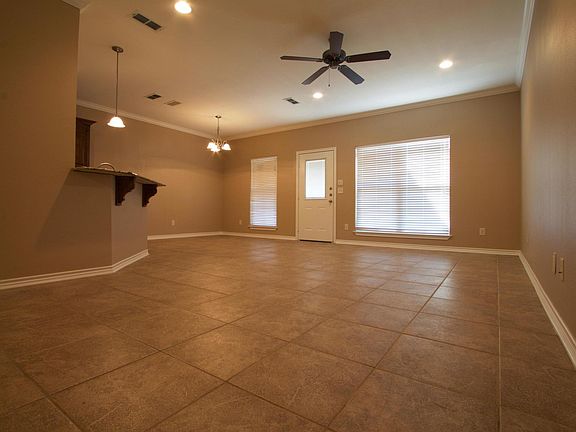 5th image of 106 Sydney Dr