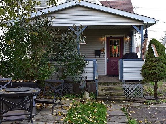 3rd image of 30 Homestead Ave