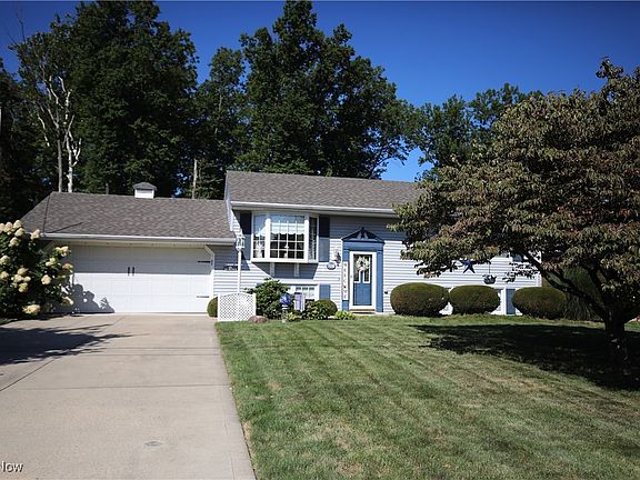 3rd image of 7018 Freeland Dr