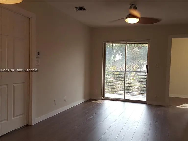 109 Gardens Dr #202 — Photo 1