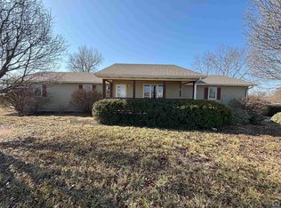 461 27th Rd, Lebo, KS 66856