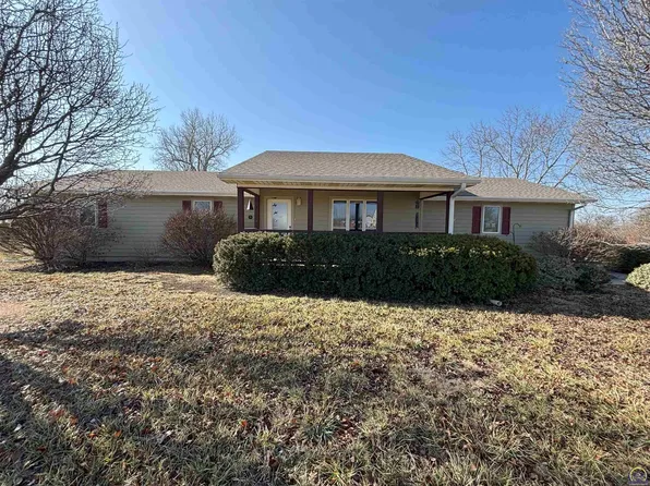 461 27th Rd, Lebo, KS 66856