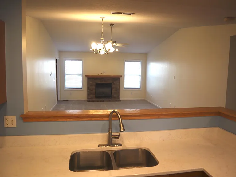 604B Sunflower St — Photo 31