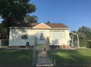 822 4th St SW, Minot, ND 58701