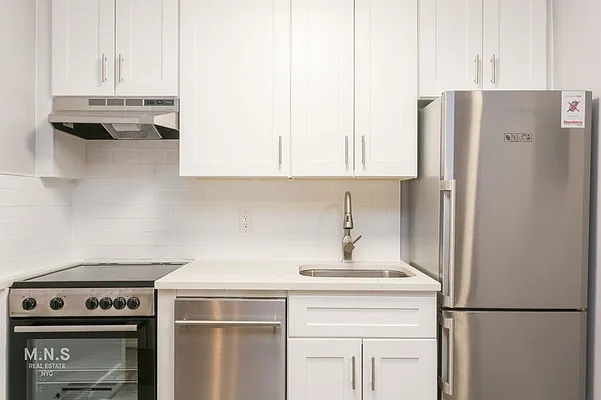 Rented by MNS | media 23