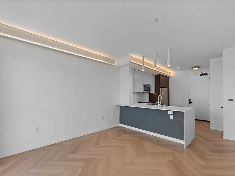 TALA Residences at Gillis House — Photo 30