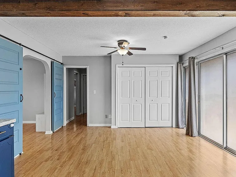 1323 Easy Ln — Photo 2