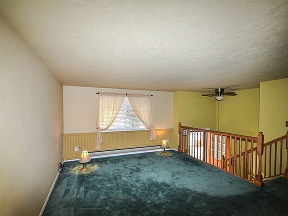 2nd image of 809 Buckboard Ln