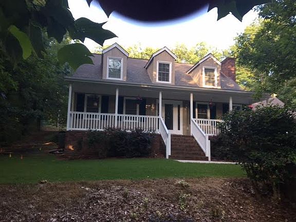 4th image of 1110 Rockcrest Dr