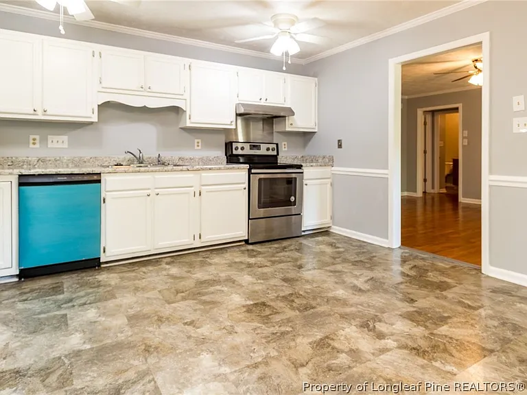508 Stoneway Ct — Photo 18