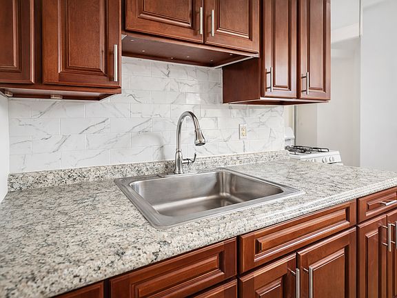 5th image of 35 Parker St #1