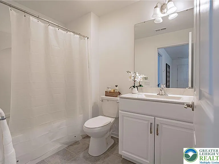 3855 Victors Way — Photo 45