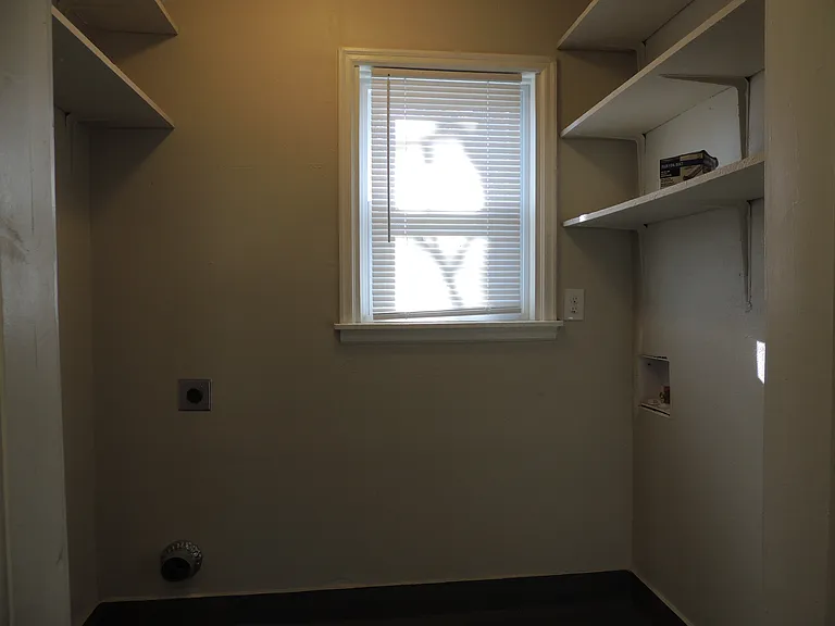5312 W 11th Pl — Photo 14
