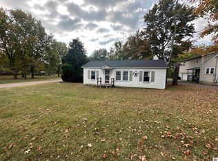 573 Kentucky Ave, Kevil, KY 42053