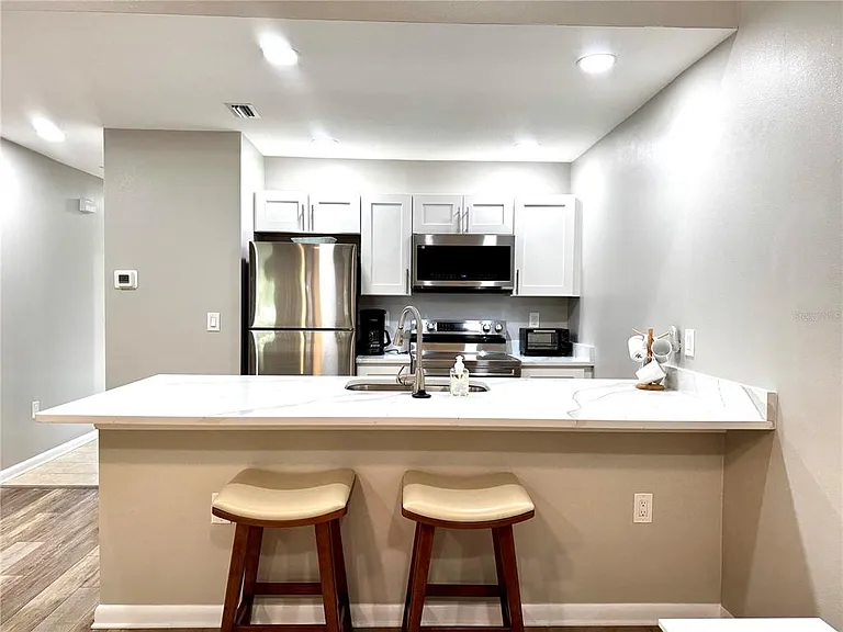 4707 Winslow Beacon #2 — Photo 12
